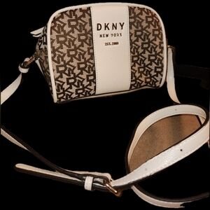 Dkny logo white brown small Crossbody bag